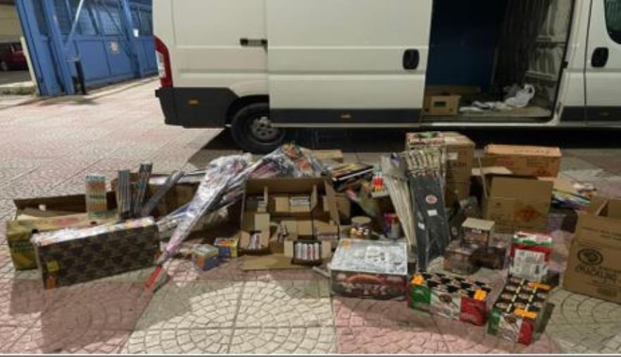 images Crotone, sequestrati 70 kg di botti illegali ad una donna cinese