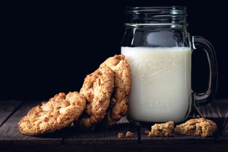 Giornata del latte, Coldiretti annuncia la "preoccupante" novità: "In arrivo quello sintetico"