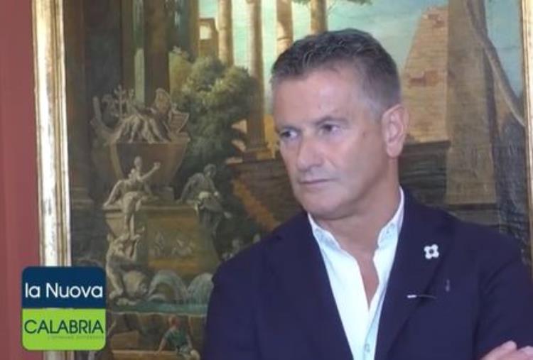 Video: Accorpamento delle Camere di Commercio di Catanzaro, Crotone e Vibo Valentia: intervista al commissario Calvetta 