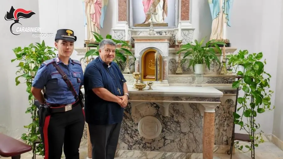 Furti nelle
Chiese del Reggino, denunciato