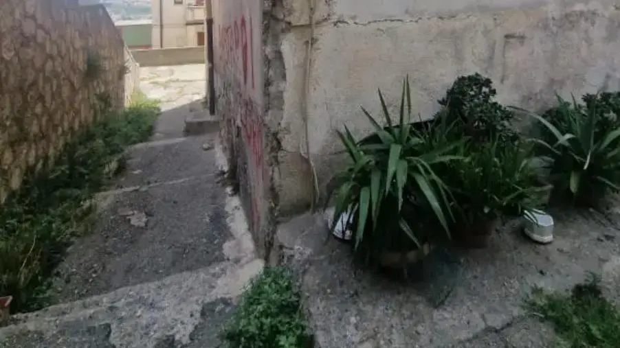 Catanzaro, degrado nel rione Masciari: la Tazzina della legalità chiede l'aiuto di sindaco e prefetto 