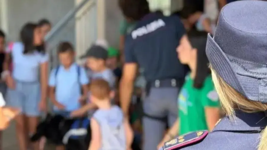 "TatáBum Summer Camp", a Vibo tutti i bimbi al Commissariato di Polizia