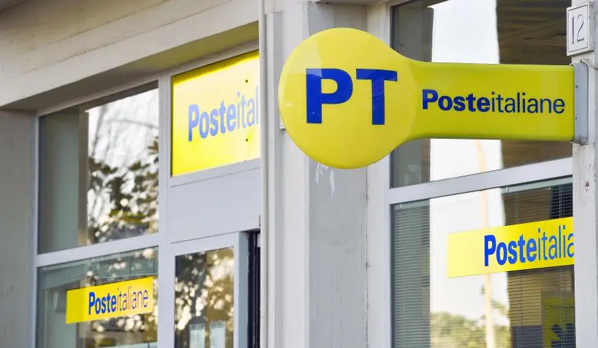 Poste italiane: di nuovo operativo nella versione “polis” l’ufficio postale di Borgia
