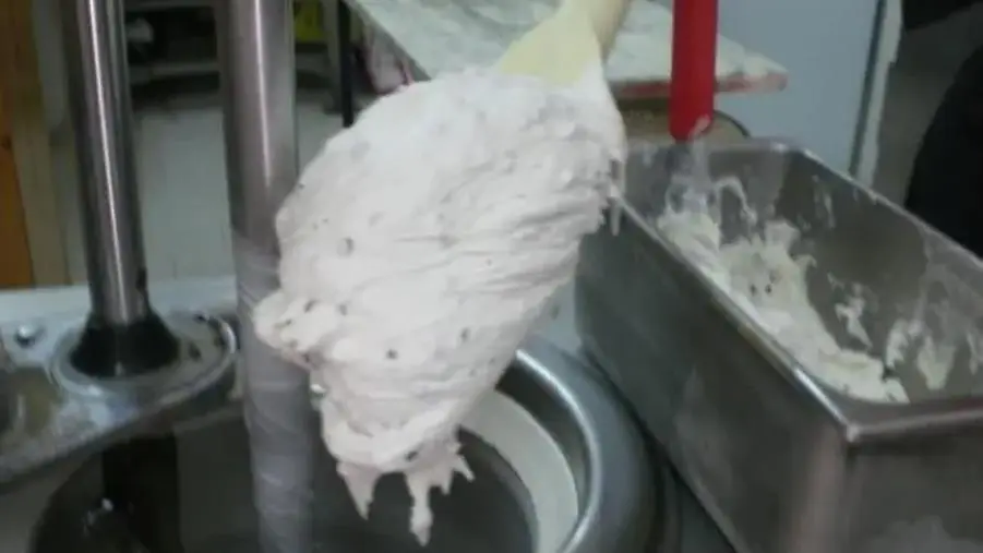 E chiamiamola estate/1 Gelato, meglio in cono o coppetta?