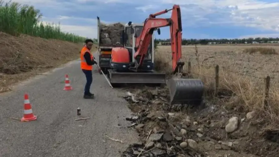 Iniziati i lavori della strada tra Botricello e i villaggi, Puccio: "Opera strategica"