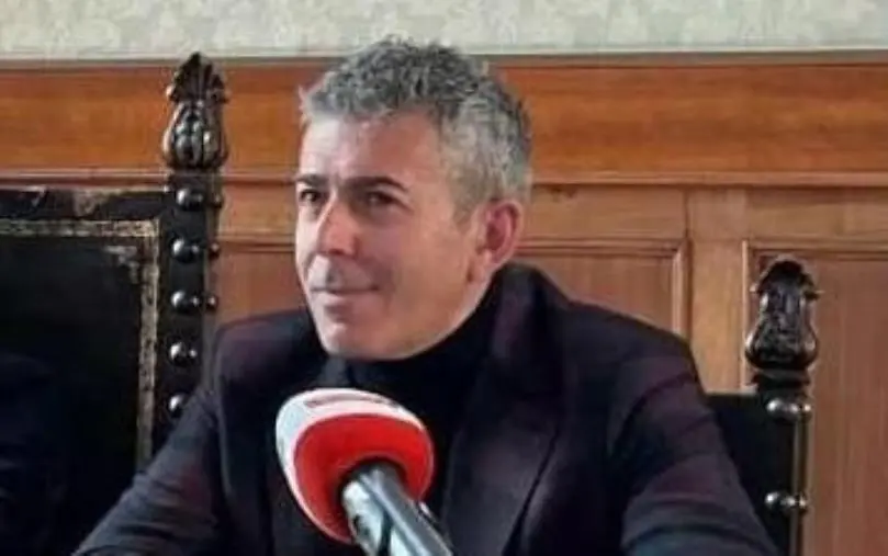 Catanzaro Servizi, Veraldi: “Azzerare le cariche, valutare licenziamenti e fare chiarezza sui controlli“