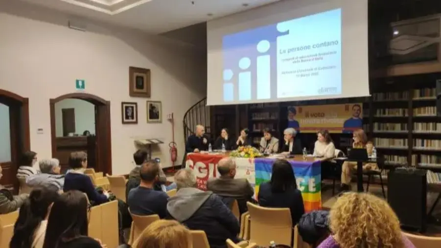 images Cultura finanziaria e diritti: a Catanzaro il convegno "Le persone contano"