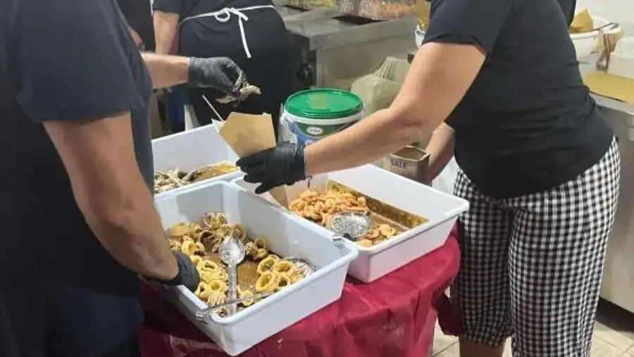 “Sapore di Mare” a Catanzaro: il gusto della tradizione marinara conquista tutti 