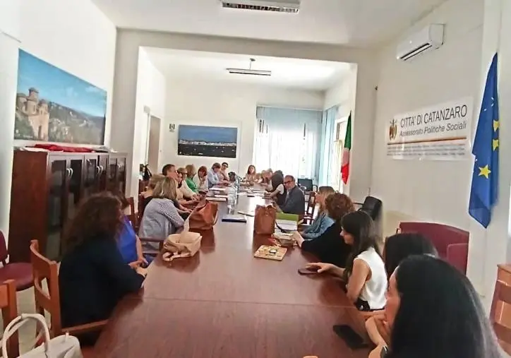Catanzaro, al via i “Progetti di vita”: passi concreti con al centro la persona
