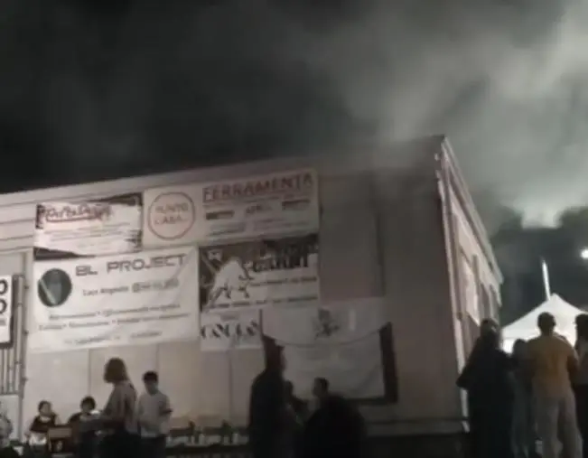 Catanzaro, festa nel quartiere Janò: nube di fumo subito dopo i fuochi pirotecnici 