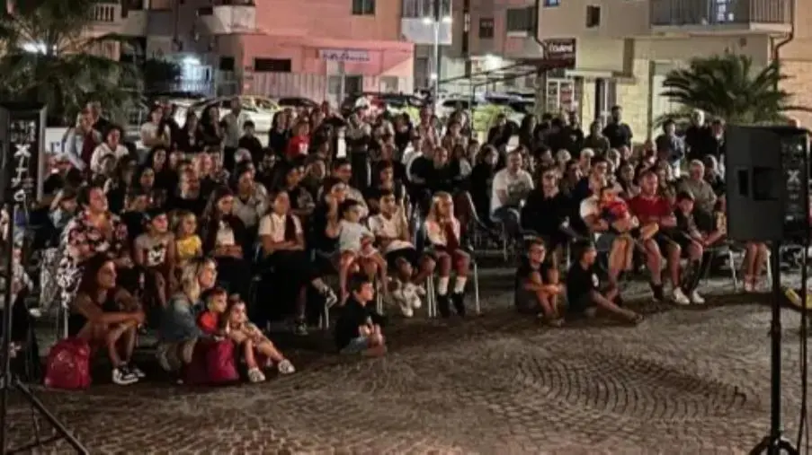 “EstArte, Dentro il confine” parte da Piazza Dogana, applausi per Zampalesta: attesa per la musica di stasera