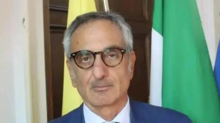images Catanzaro, Battaglia: “Vagliate misure concrete per dare ossigeno agli edicolanti”