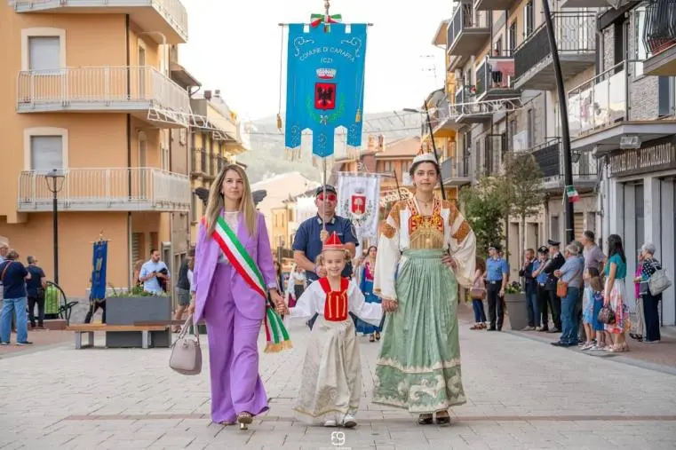 La comunità arbëreshë di Caraffa ha partecipato al 'Festival del costume tradizionale calabrese'