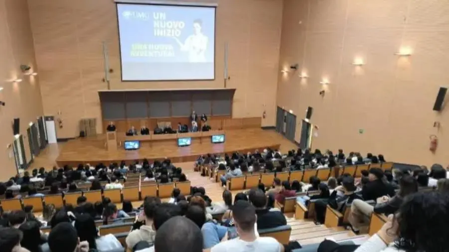 images Al via all'UMG di Catanzaro il Cdl in Infermieristica e il progetto "Top"