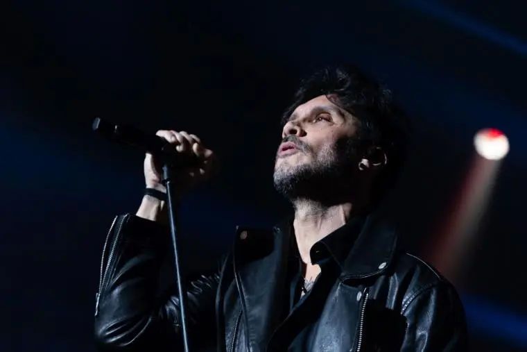Grande attesa per Fabrizio Moro a Rosarno: il concerto segnerà il taglio del nastro del nuovo anfiteatro