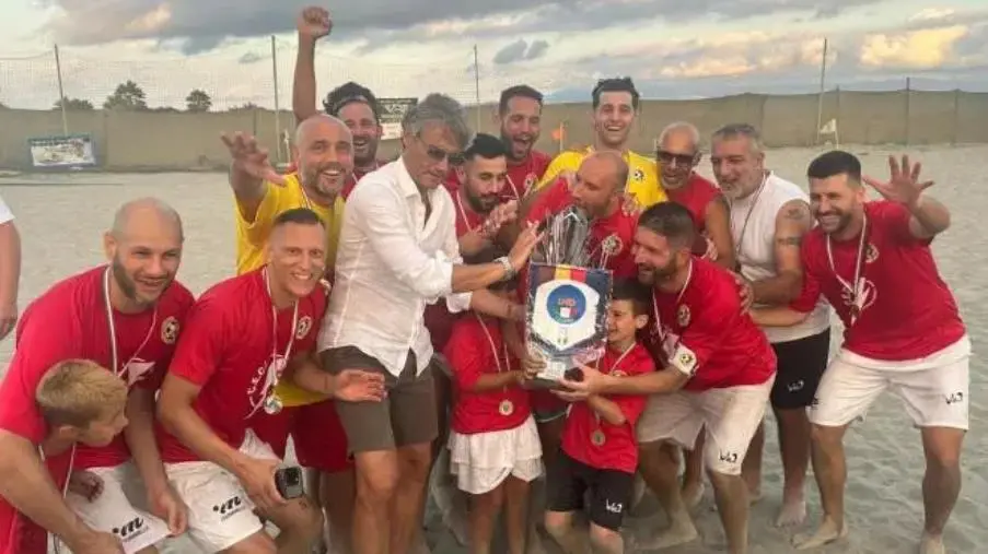Beach Soccer, Serie B Regionale 2025: la Massimo Palanca conquista il titolo