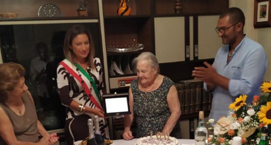 images Castrovillari festeggia Rosina la centenaria