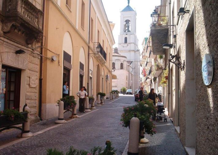 images Catanzaro è la seconda città più "risparmiosa" d'Italia: inflazione media a +7,4%