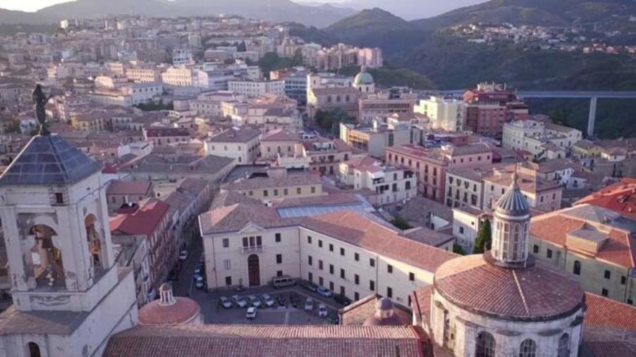 images Catanzaro è il capoluogo con il clima migliore del Sud Italia (quarto del Paese)