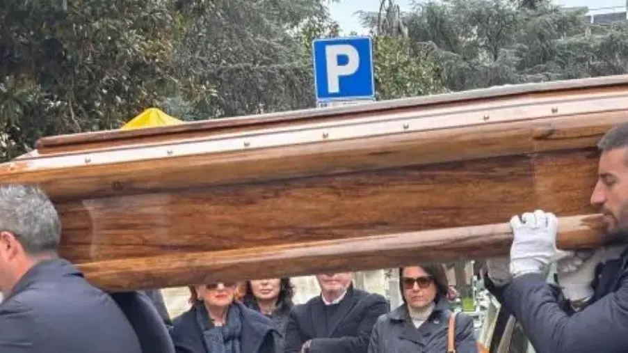 L'ultimo saluto di Catanzaro e della Calabria a Michele Traversa: l'uomo che sapeva unire  