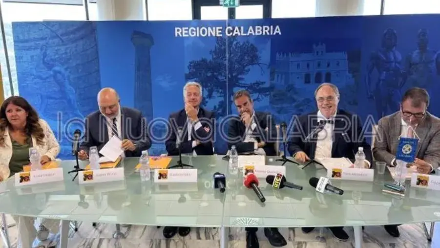 Il “Vinitaly” sbarca in Calabria: dal 30 agosto all’1 settembre al Parco Archeologico di Sibari (IL PROGRAMMA)
