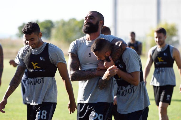 images Calcio, il difensore calabrese Ciccio Cosenza guarito dal Coronavirus