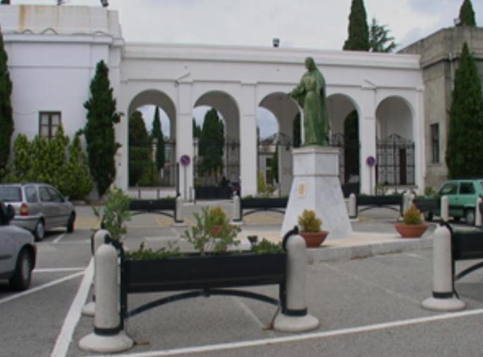 images Loculi e luce votiva nei cimiteri: a Catanzaro scatta l'aumento del 32% (LE NUOVE TARIFFE)