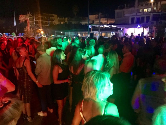 images Il Miramare di Soverato apre l'estate e inaugura il “Club 80” 
