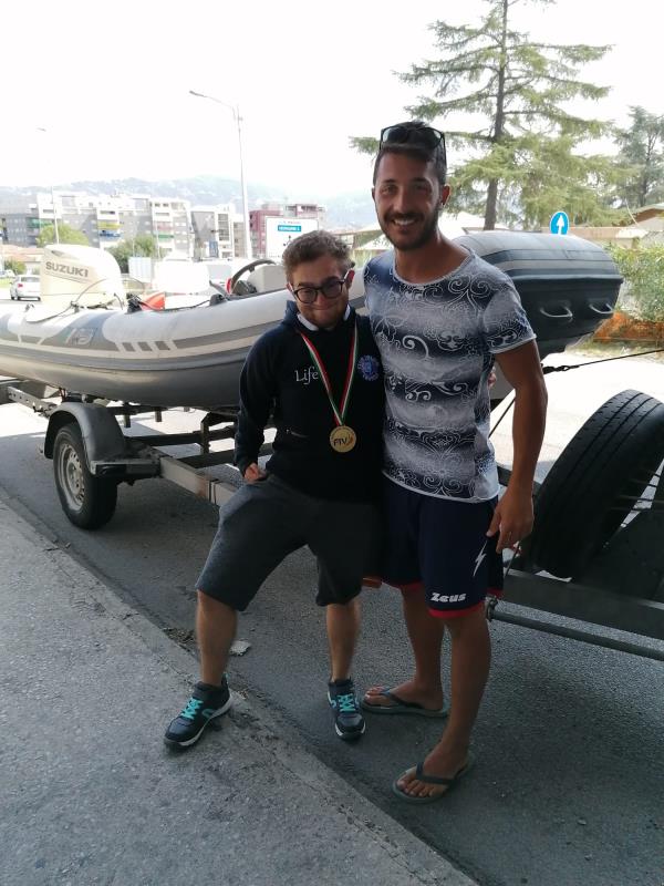 images Vela. Il crotonese Vincenzo Gulino è medaglia d'oro al Campionato Italiano Classi Olimpiche 