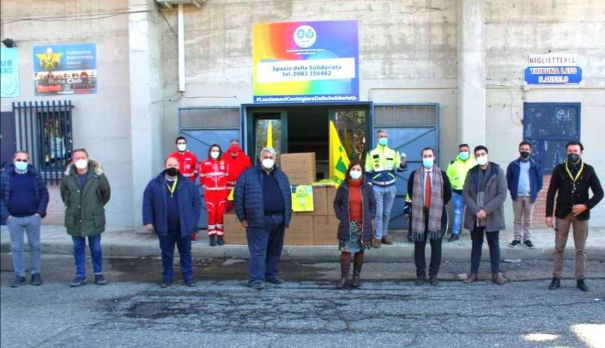 images Corigliano-Rossano. Consegnati oggi i pacchi della solidarietà di Coldiretti