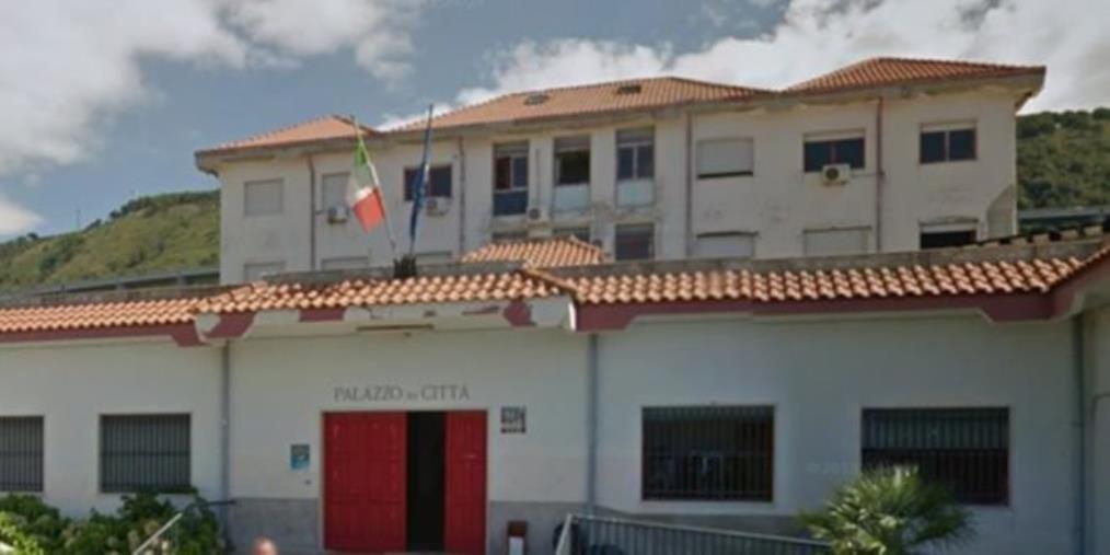 images La relazione sullo scioglimento del comune di Pizzo: "Concreti elementi su collegamenti diretti e indiretti degli amministratori con la 'ndrangheta"