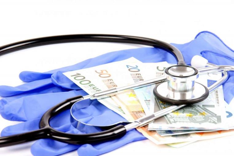 images I conti della sanità calabrese: un consulente da 75 mila euro per mettere ordine alla GSA