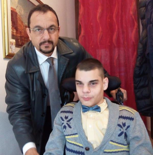 images Malasanità. L'Asp di Reggio condannata ma Nicola, disabile da 21 anni, aspetta il risarcimento