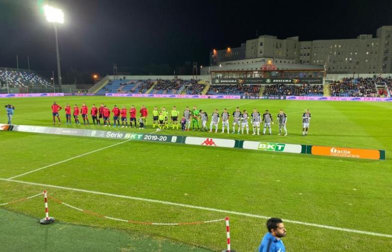 images Serie B: torna alla vittoria il Crotone, allo Scida batte l’Ascoli 3-1 