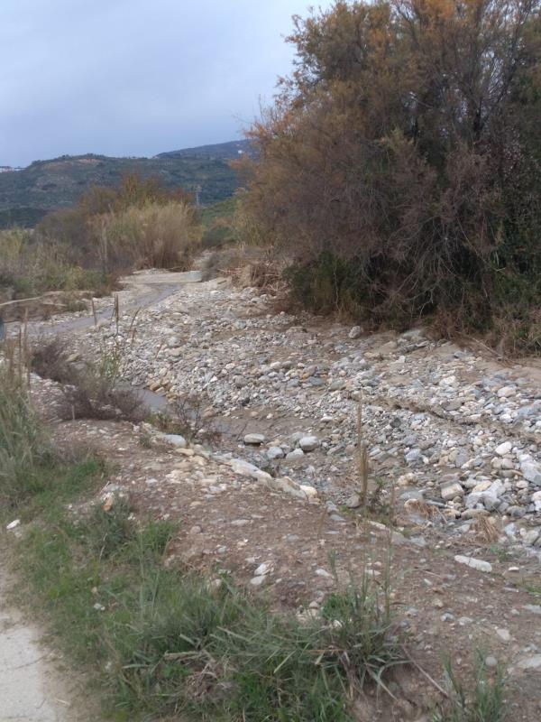 images La "strada che non c'è": Cuturella di Cropani resta isolata e i cittadini chiedono l'aiuto del prefetto