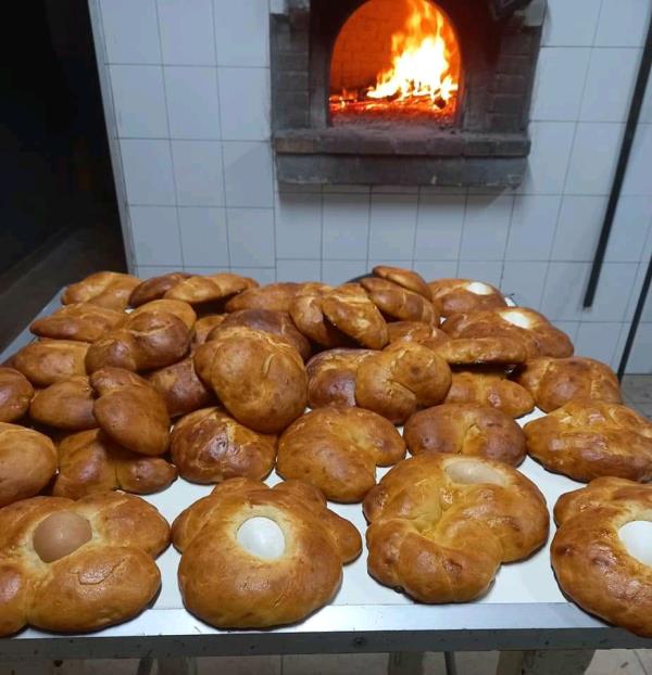 images La ricetta per la cuzzupa che rende più dolce la Pasqua blindata dal covid (VIDEO) 
