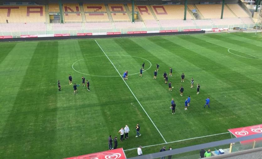 images Il Trapani non si presenta al Ceravolo e l'arbitro assegna la vittoria a tavolino alle Aquile