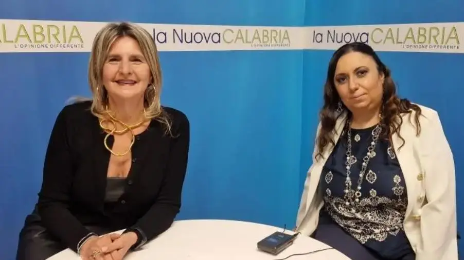 images Catanzaro, l'avv Rita Tulelli racconta 'Il fragile bullo': "Denunciate ragazzi, non siete soli"   