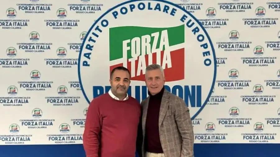 Taurianova, anche il sindaco aderisce a Forza Italia 