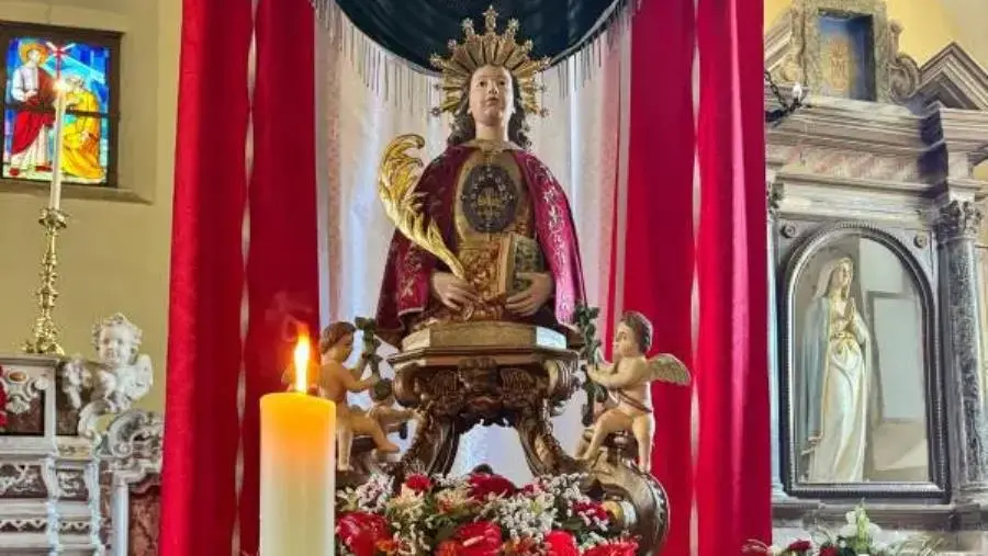 A Montauro si rinnova il miracolo della liquefazione del sangue di San Pantaleone