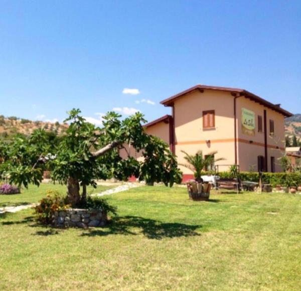 images I segreti della Calabria greca protagonisti su Geo. Alla scoperta delle bontà del territorio nell’agriturismo Sena a Santa Caterina 
