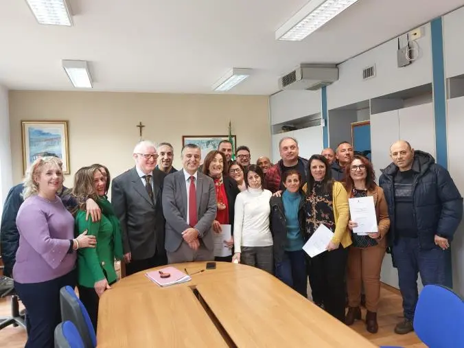 Un bel Natale per 19 dipendenti della Provincia di Vibo: sottoscritto dopo 16 anni il contratto full time