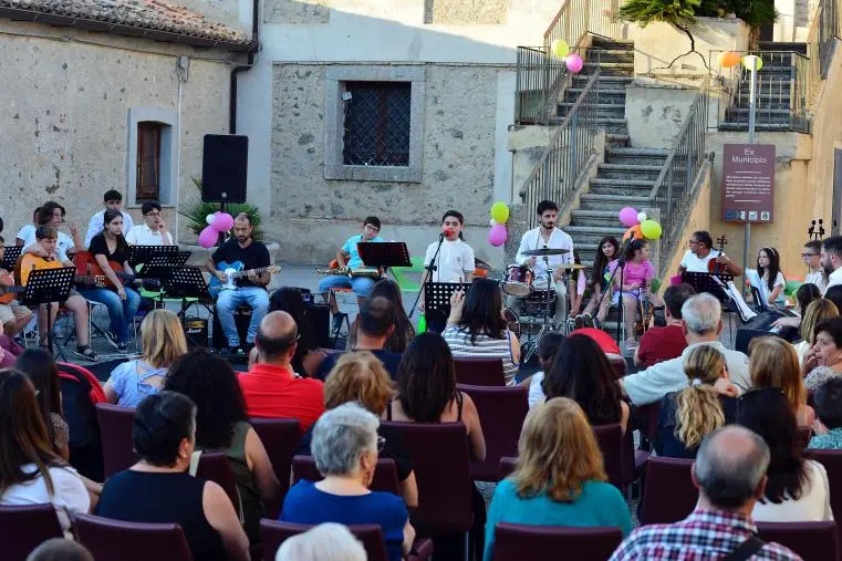 images Montauro nasce il “Campo Estivo delle Arti”: musica, creatività e comunità nel cuore del borgo