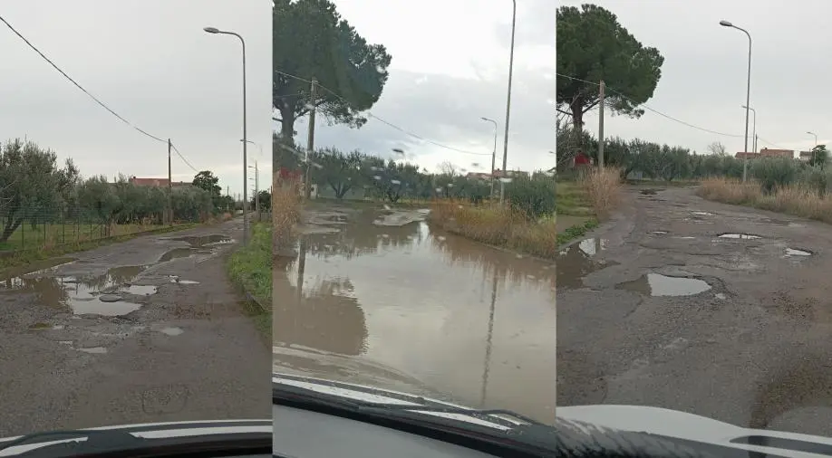 Strade groviera a Sellia Marina, residenti esasperati chiedono rapidi interventi 