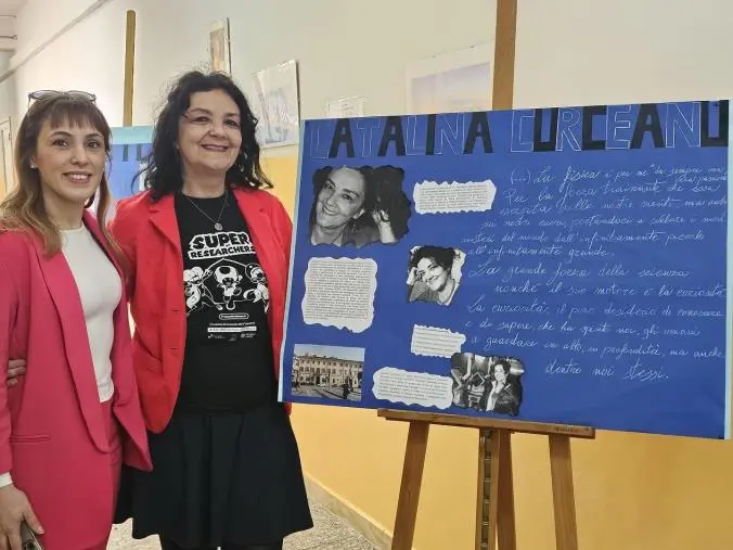 images La scienziata Catalina Curcenau incontra gli alunni dell’Istituto Comprensivo di Falerna-Nocera
