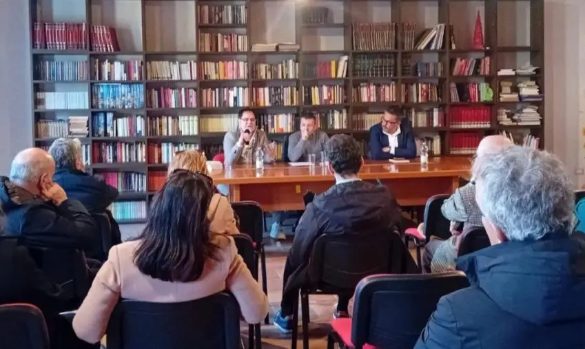 Marcellinara, presentato il libro sull'asma dello pneumologo Salvatore Lombardo 