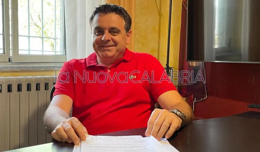 images Davide Zicchinella si candida a sindaco di Simeri Crichi