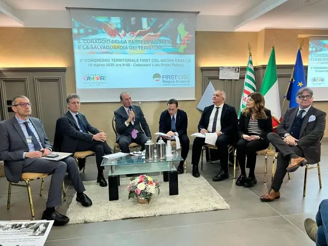 A Catanzaro il Congresso territoriale della First Cisl Magna Grecia: la desertificazione bancaria al centro del dibattito 