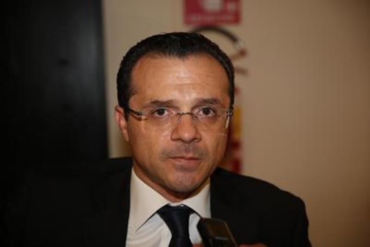 images Coronavirus. Il Viminale denuncia il sindaco Messina per vilipendio alla Repubblica