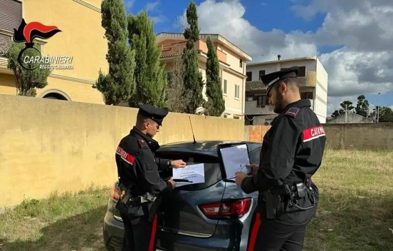 images Viola i domiciliari: una denuncia nel Reggino 